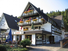 Pension & Ferienhaus Latröpchen